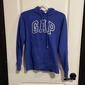 Gap Sweater
